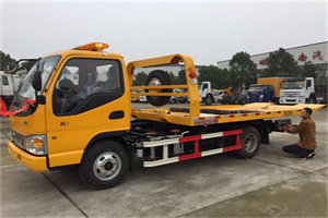 宣化哪里有拖车服务